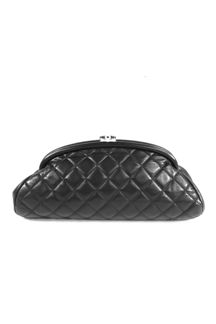 Chanel Kiss Lock Clutch Black Silver Lambskin Quilted Stitch